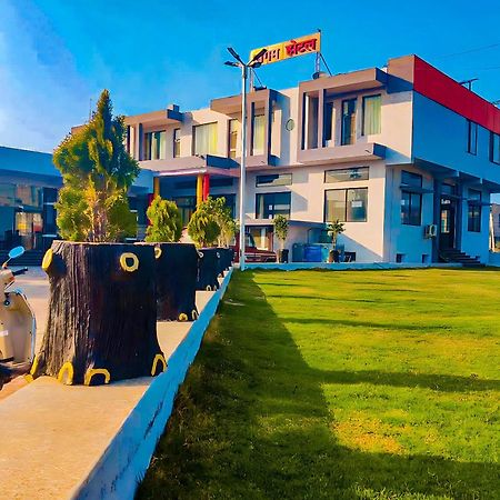 Sangam Hotel Chirawa Exteriér fotografie