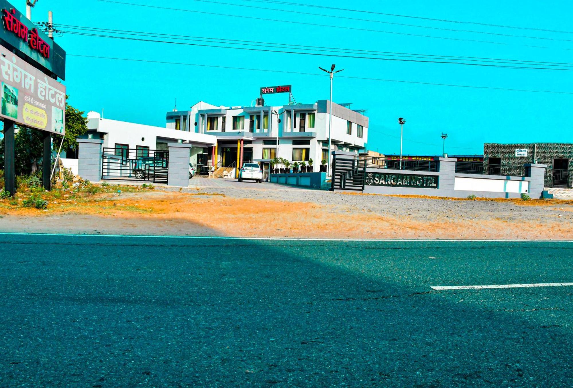Sangam Hotel Chirawa Exteriér fotografie