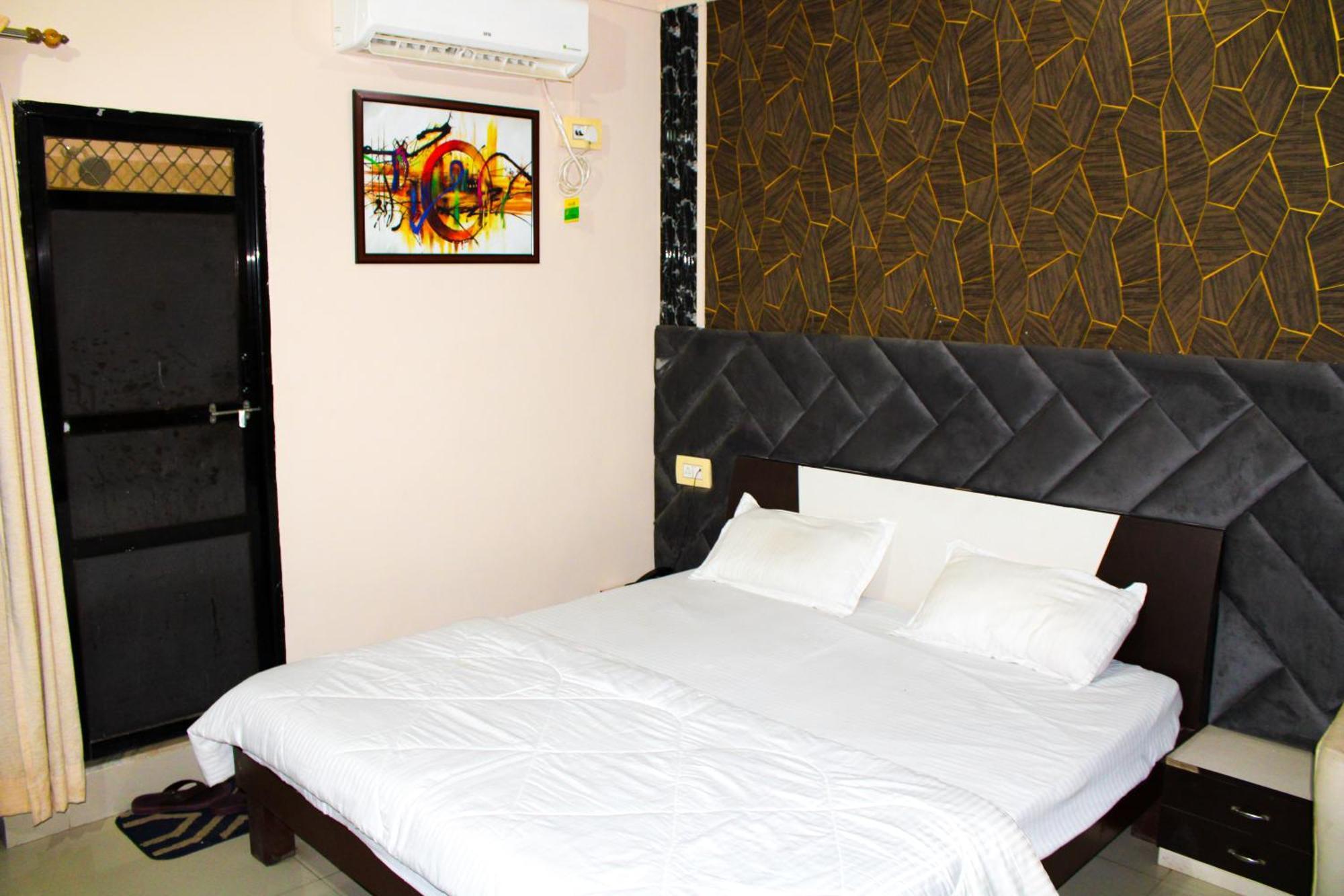 Sangam Hotel Chirawa Exteriér fotografie